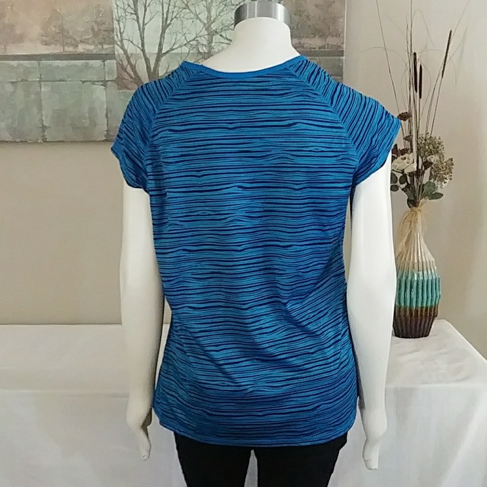 3 for $15 - XL Champion DuoDry Workout Top - Picture 4 of 7